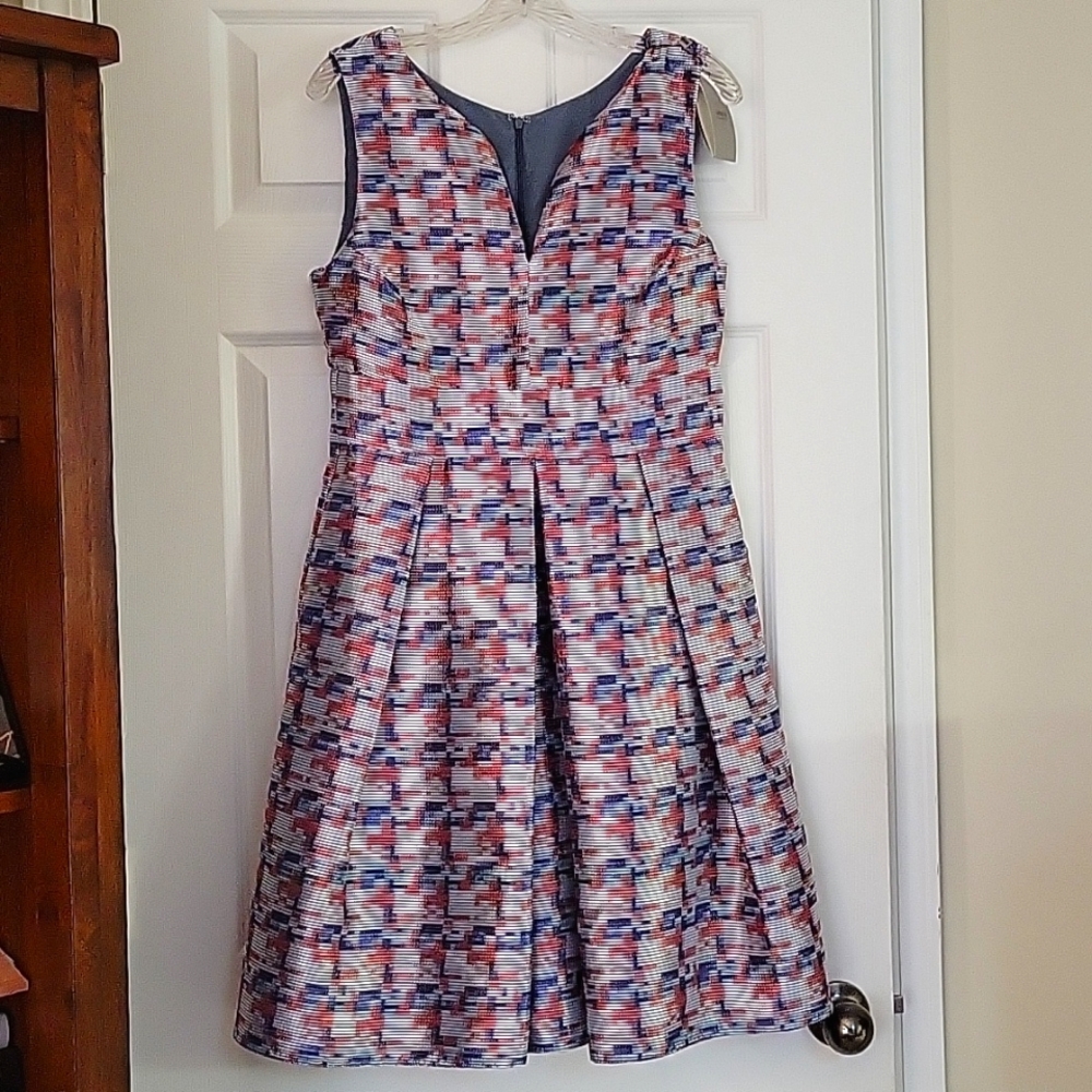 NWT Armani Collezioni A Line patterned dress, size 4